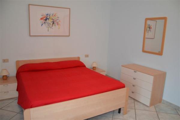 تيراتشينا Residence Marconi المظهر الخارجي الصورة